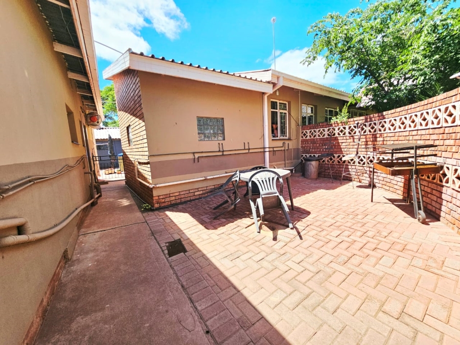 To Let 2 Bedroom Property for Rent in Kathu Northern Cape